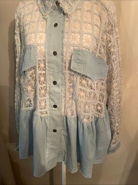 POL Light Blue and White Crochet Button-Up Peplum Top
